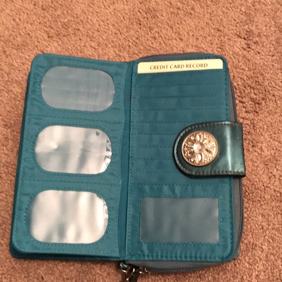 Wallet - Picture 6 of 7